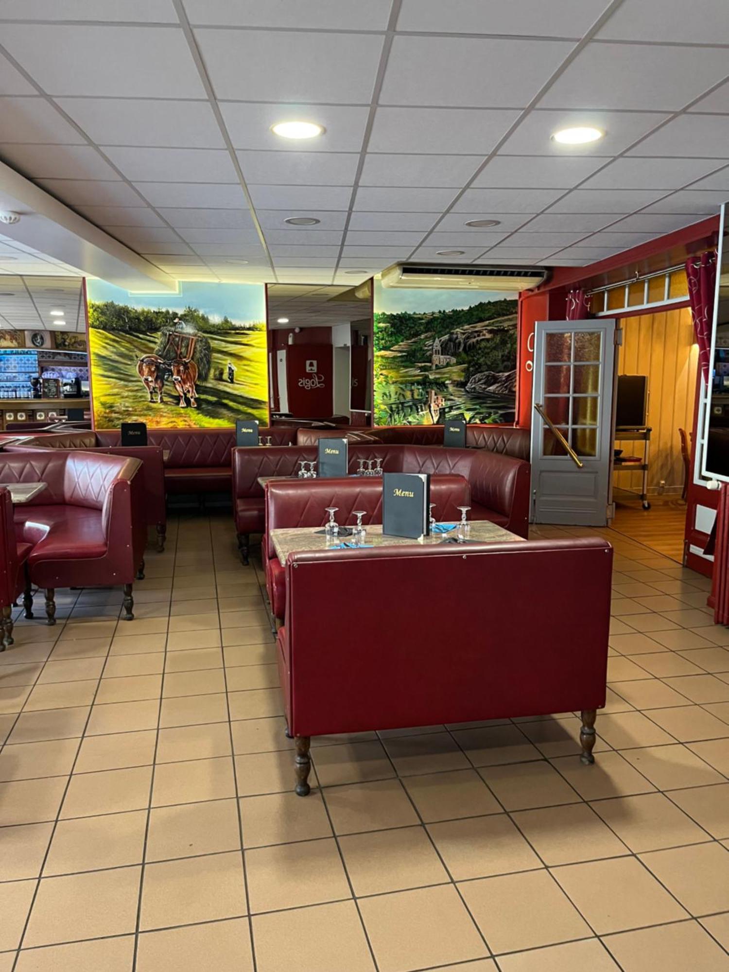 Logis Hotel Restaurant Des Voyageurs Saint-Paulien Екстер'єр фото